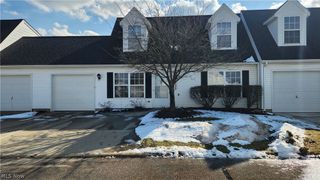 15539 Nantucket Cove 2, Middlefield, OH 44062