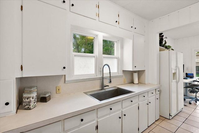 651 Alger Street Se, City Of Grand Rapids, MI 49507