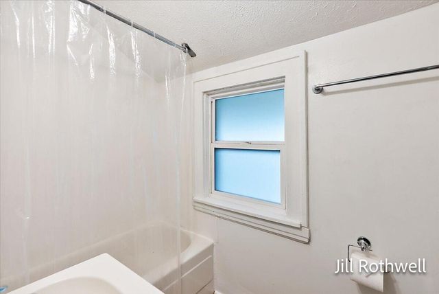 651 Alger Street Se, City Of Grand Rapids, MI 49507