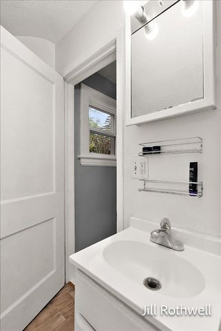 651 Alger Street Se, City Of Grand Rapids, MI 49507