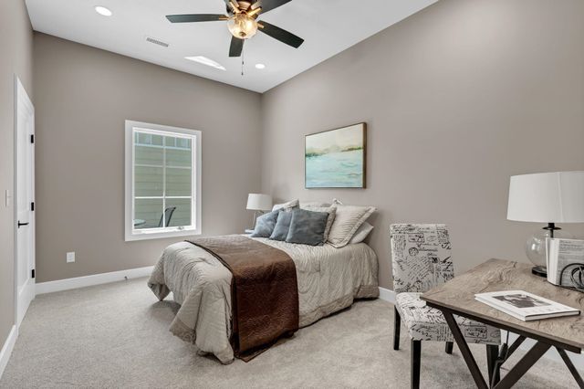 6130 N Hiebert Dr, Park City, KS 67219