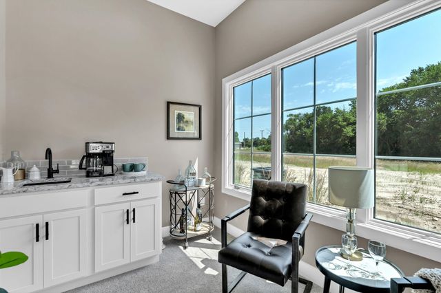 6130 N Hiebert Dr, Park City, KS 67219