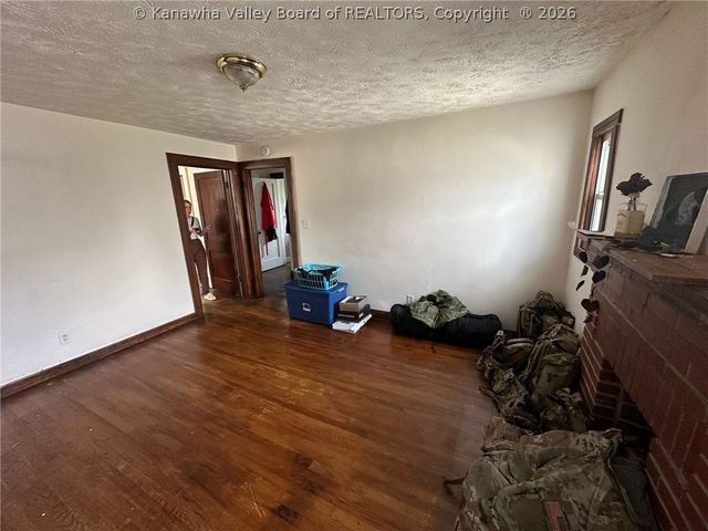 159 2nd Avenue, South Charleston, WV 25303