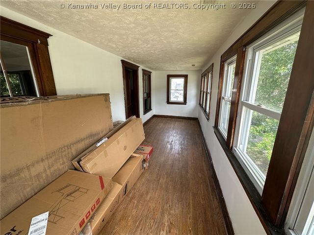 159 2nd Avenue, South Charleston, WV 25303