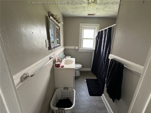 159 2nd Avenue, South Charleston, WV 25303