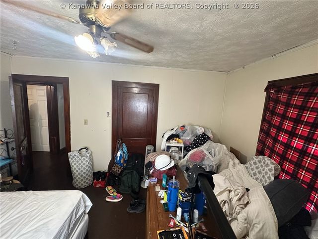 159 2nd Avenue, South Charleston, WV 25303