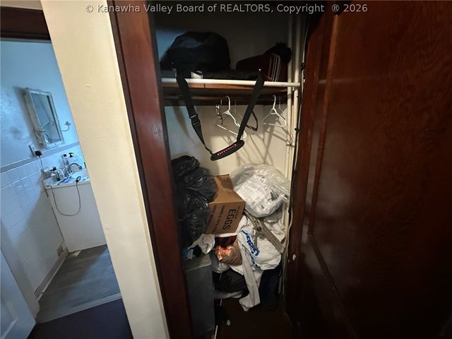 159 2nd Avenue, South Charleston, WV 25303