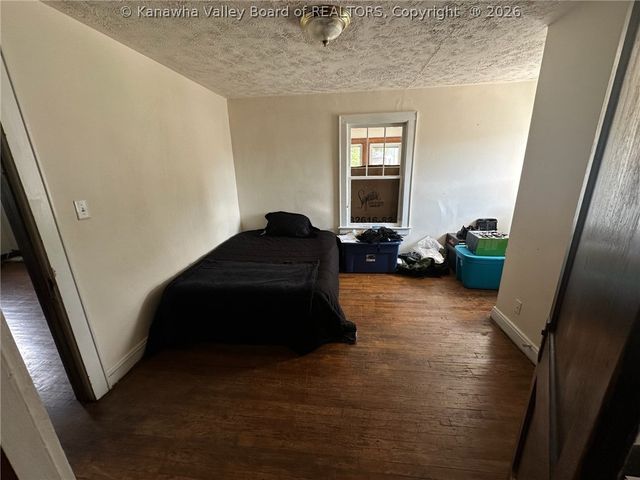 159 2nd Avenue, South Charleston, WV 25303