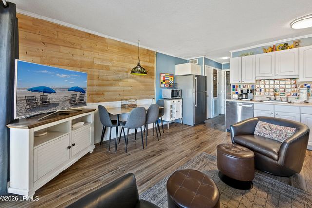 40 Folly Field Rd Apt A314, Hilton Head Island, SC 29928