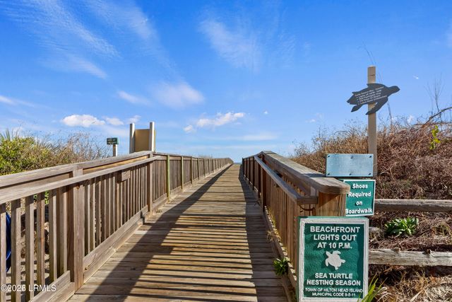 40 Folly Field Rd Apt A314, Hilton Head Island, SC 29928