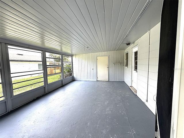 105 HILL CIRCLE, Lake Wales, FL 33859