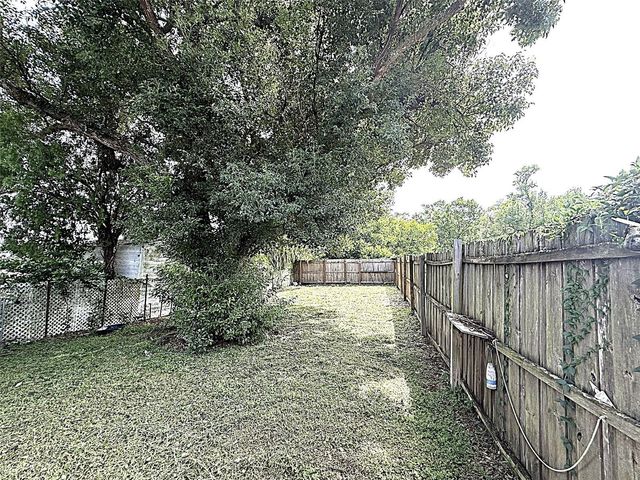 105 HILL CIRCLE, Lake Wales, FL 33859
