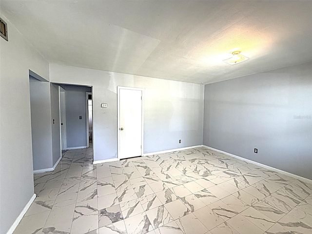 105 HILL CIRCLE, Lake Wales, FL 33859