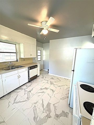 105 HILL CIRCLE, Lake Wales, FL 33859