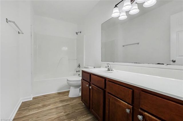 4501 Wolf Run Drive, Greensboro, NC 27406