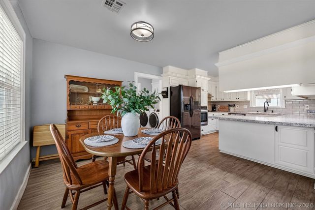 20963 S 4110 Road, Claremore, OK 74019