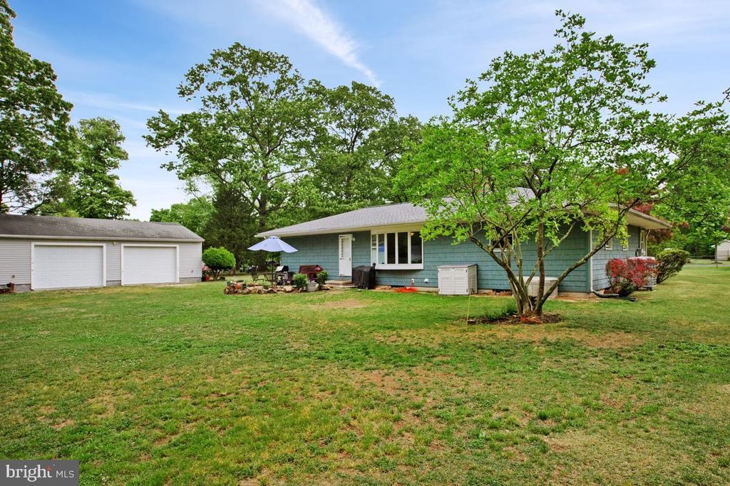 Image 39 of property listing at 8408 MARYLAND RD, Pasadena, MD 21122