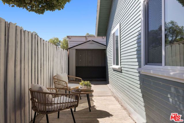 1914 Bellevue Avenue, Los Angeles, CA 90026