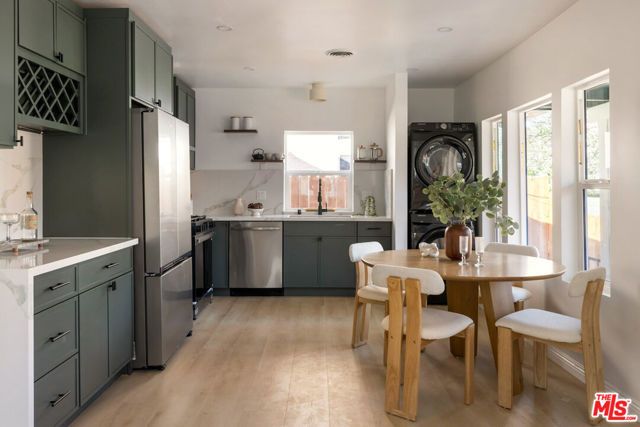 1914 Bellevue Avenue, Los Angeles, CA 90026