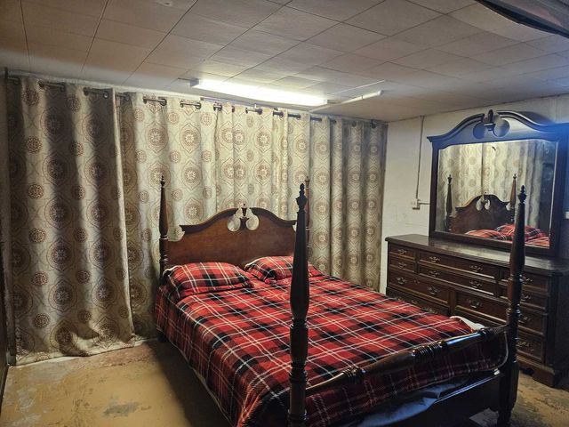 45 N Wisconsin Avenue N, Addison, IL 60101