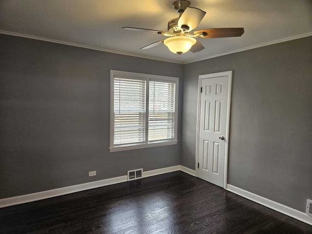 45 N Wisconsin Avenue N, Addison, IL 60101