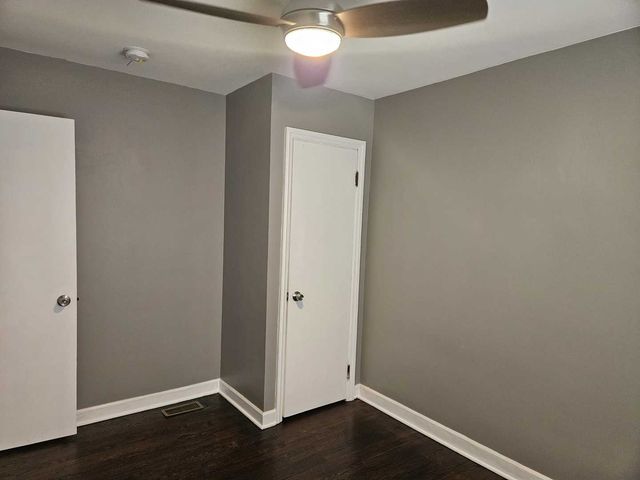 45 N Wisconsin Avenue N, Addison, IL 60101