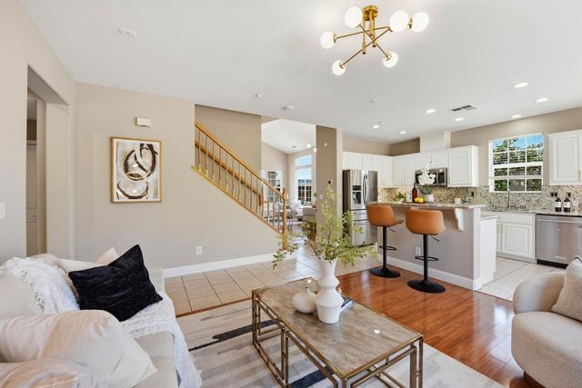 34341 Sandburg Drive, Union City, CA 94587