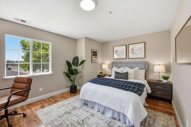 34341 Sandburg Drive, Union City, CA 94587