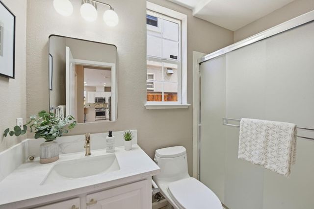 34341 Sandburg Drive, Union City, CA 94587