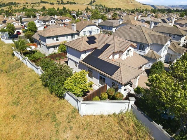 34341 Sandburg Drive, Union City, CA 94587