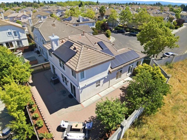 34341 Sandburg Drive, Union City, CA 94587