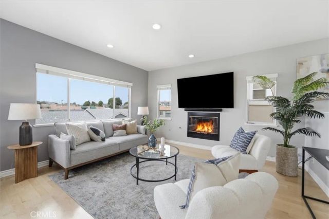 314 Penn Street 2, El Segundo, CA 90245