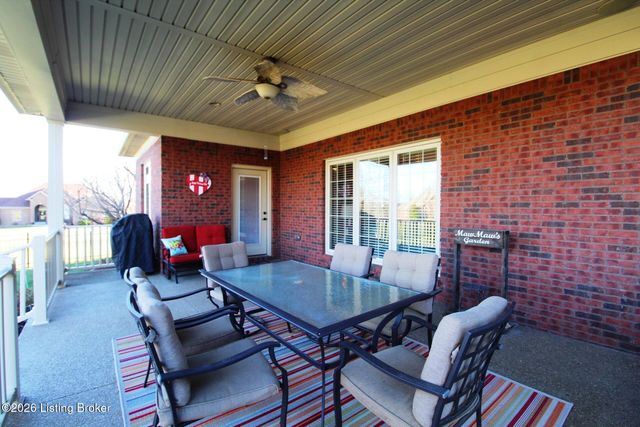 626 Woodland Pass, Mt Washington, KY 40047