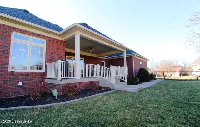 626 Woodland Pass, Mt Washington, KY 40047