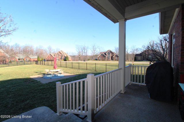 626 Woodland Pass, Mt Washington, KY 40047