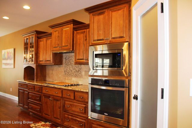 626 Woodland Pass, Mt Washington, KY 40047