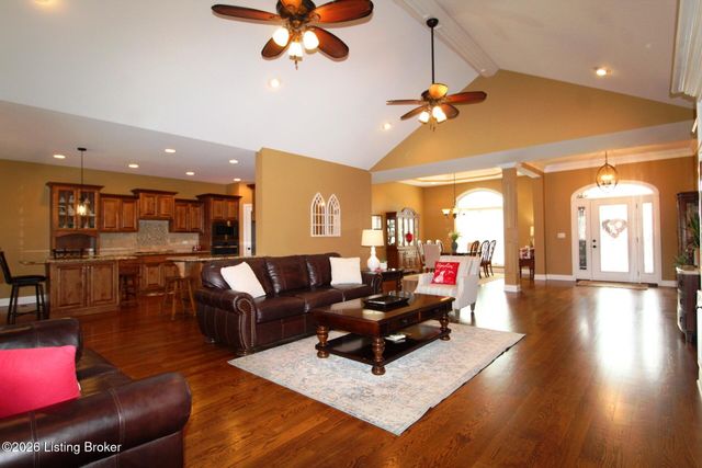 626 Woodland Pass, Mt Washington, KY 40047