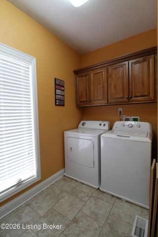 626 Woodland Pass, Mt Washington, KY 40047