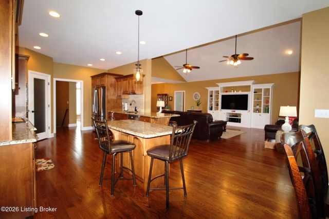 626 Woodland Pass, Mt Washington, KY 40047