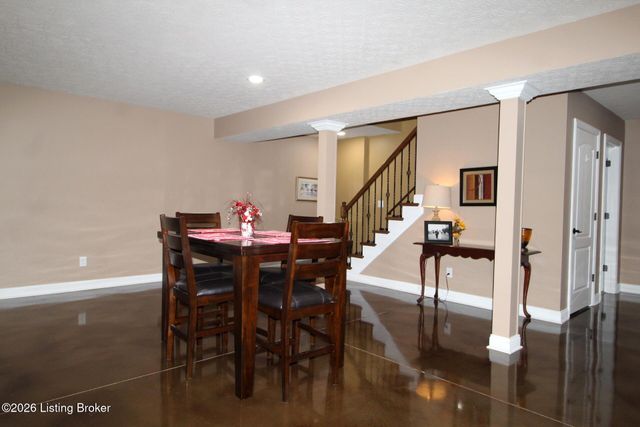 626 Woodland Pass, Mt Washington, KY 40047