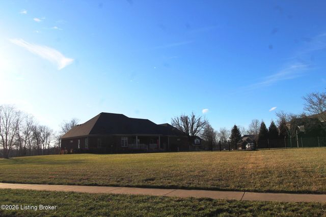 626 Woodland Pass, Mt Washington, KY 40047