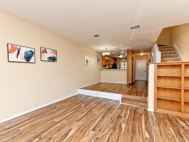 7122 Wood Hollow DR 51, Austin, TX 78731