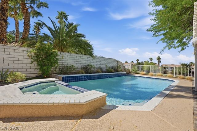 2442 Legacy Island Circle, Henderson, NV 89074