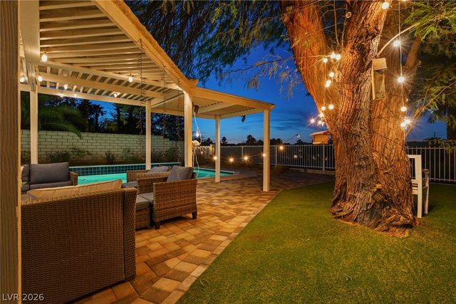 2442 Legacy Island Circle, Henderson, NV 89074