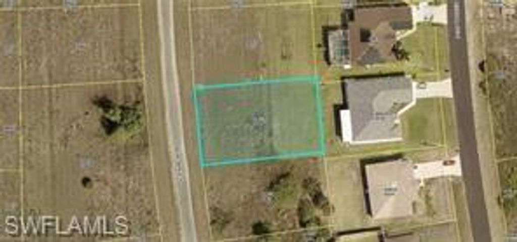751 Dominion AVE S, LEHIGH ACRES, FL 33974 — exterior