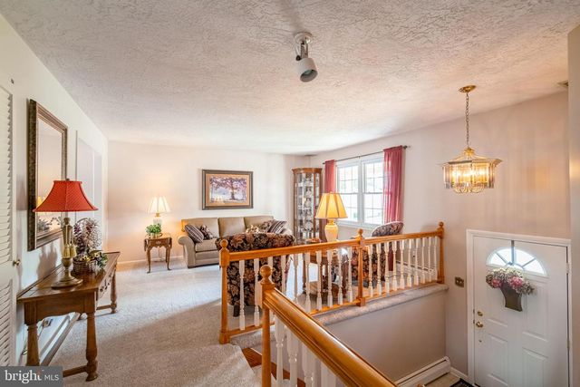 608 WALNUT ST, Wrightsville, PA 17368