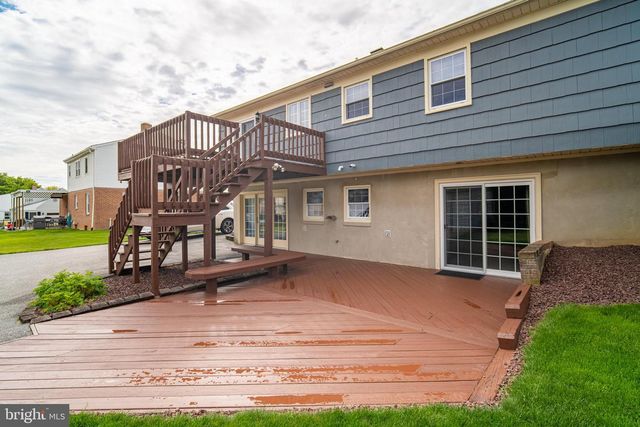 608 WALNUT ST, Wrightsville, PA 17368
