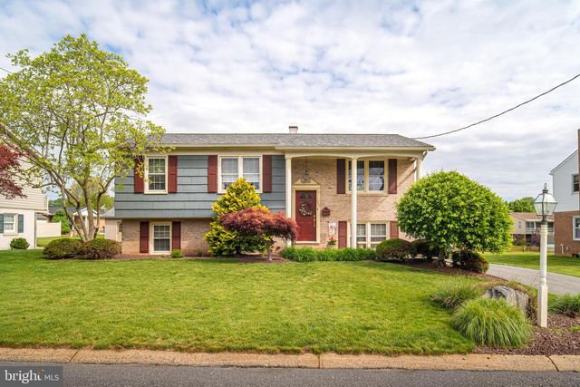 608 WALNUT ST, Wrightsville, PA 17368