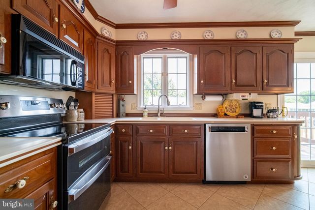 608 WALNUT ST, Wrightsville, PA 17368