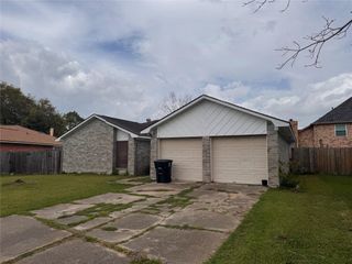 13711 Charidges Court, Houston, TX 77034